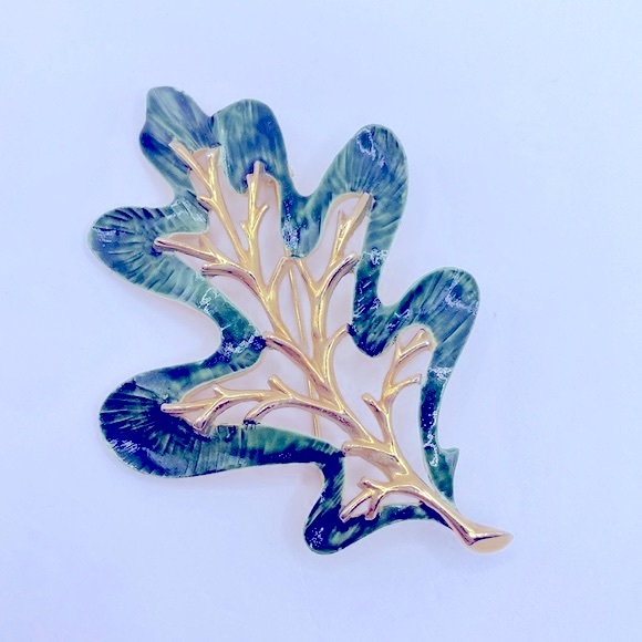 Vintage Sarah Coventry Signed Large Enamel Leaf Brooch - Picture 1 of 7